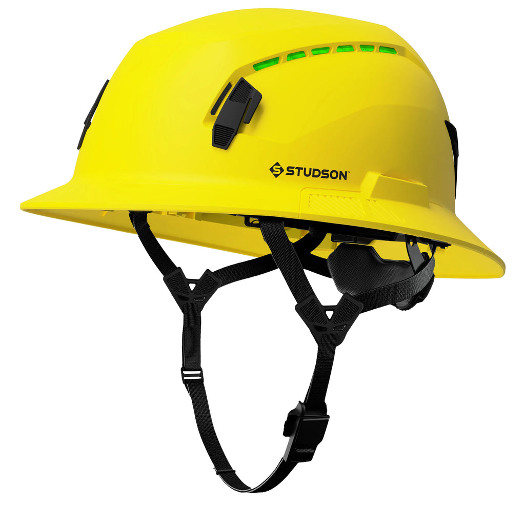 STUDSON Introduces Above-the-Neck Accessories for Protection From Wint