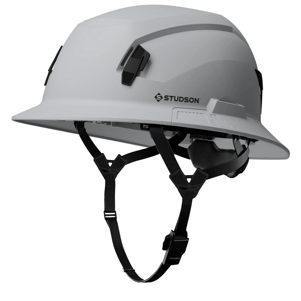 STUDSON Introduces Above-the-Neck Accessories for Protection From Wint